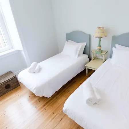Charming Light-filled Spacious Apartment *